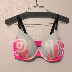 NWOT VS PINK bra